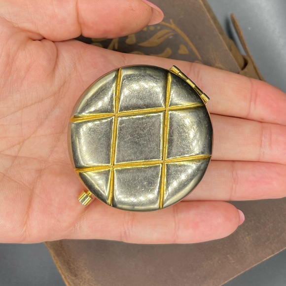 Vintage ESTEE LAUDER LUCIDITY POWDER Compact Collectible